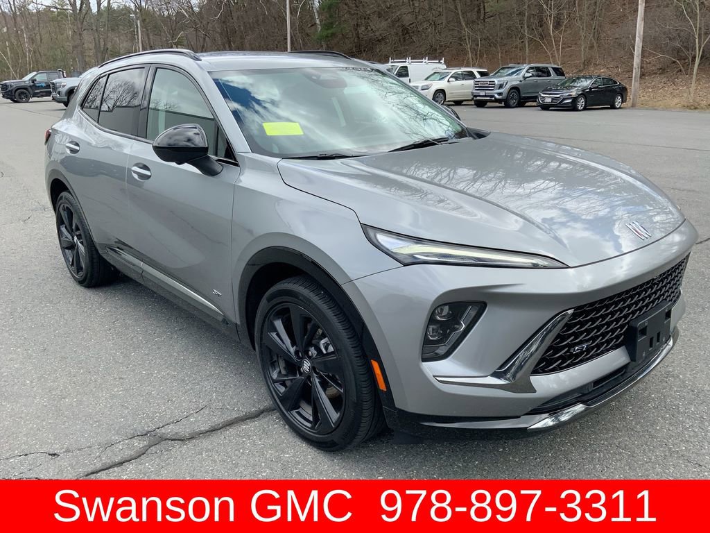 Certified 2025 Buick Envision Sport Touring image 40