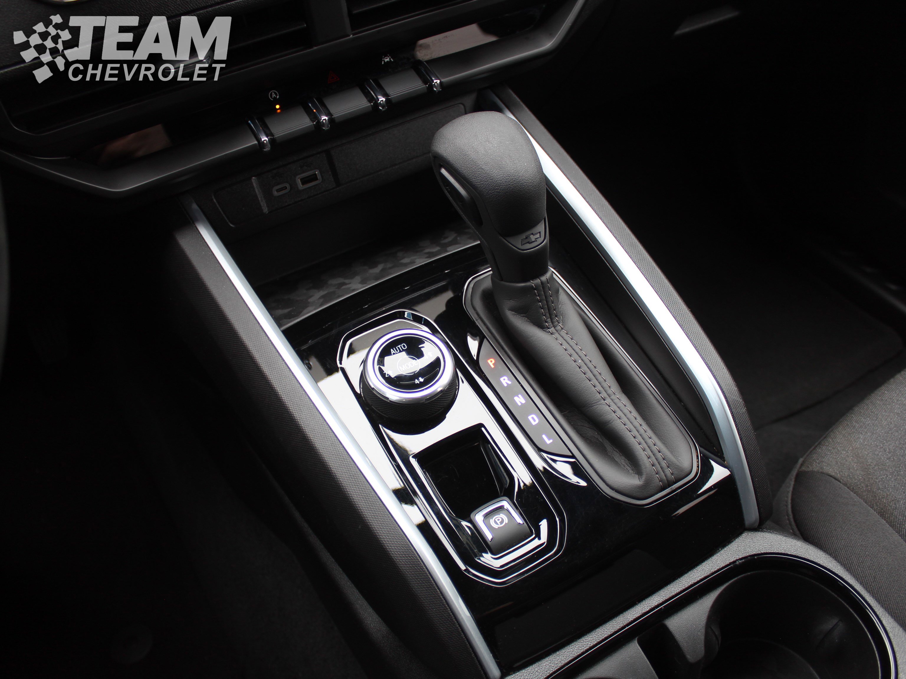 Certified 2024 Chevrolet Colorado Trail Boss w/ Technology Package image 17