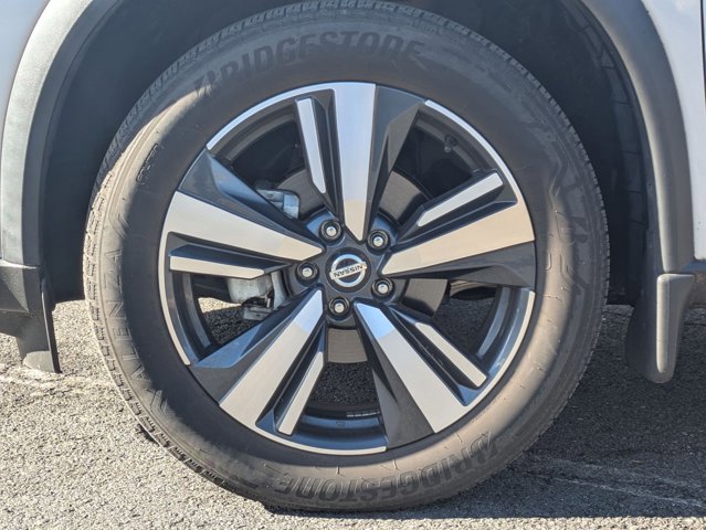 Used 2021 Nissan Rogue SL image 9