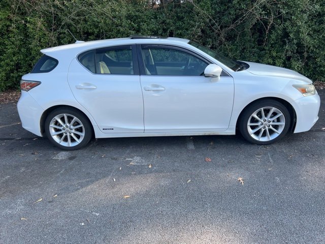 Used 2012 Lexus CT 200h image 2