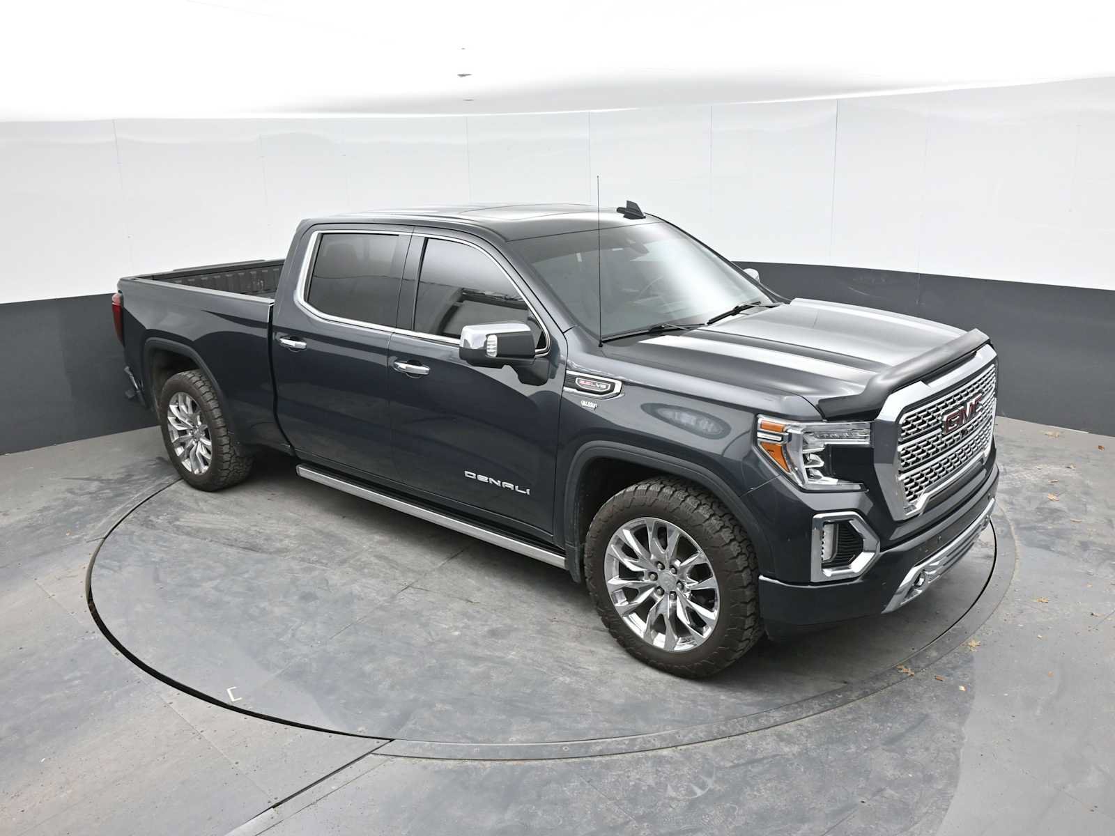 Used 2021 GMC Sierra 1500 Denali w/ Denali Ultimate Package AWD/4WD image 37