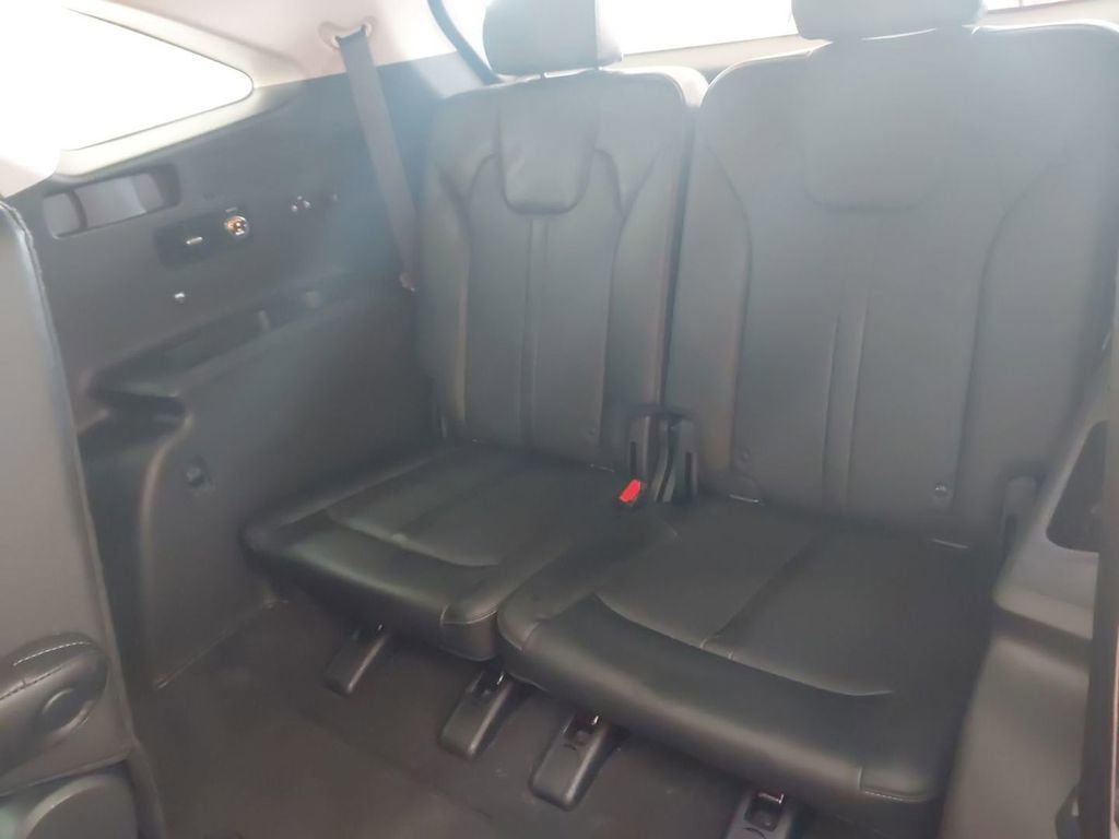 Used 2021 Kia Sorento EX AWD/4WD image 8