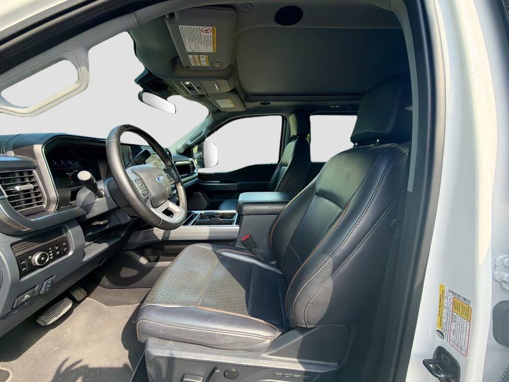 Used 2025 Ford F450 Lariat w/ Lariat Ultimate Package image 23