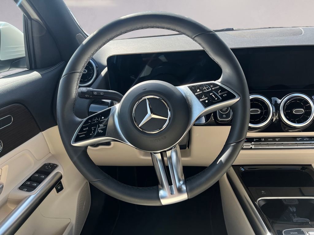 Certified 2026 Mercedes-Benz GLA 250 4MATIC image 12