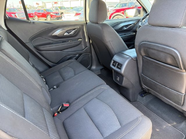 Used 2022 GMC Terrain SLE w/ Driver Convenience Package FWD image 26