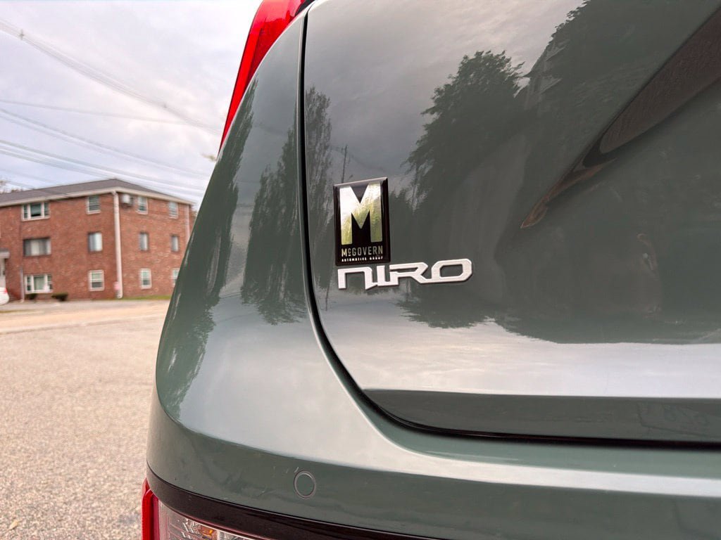 Used 2023 Kia Niro Wind w/ Wind Preserve Package FWD image 10