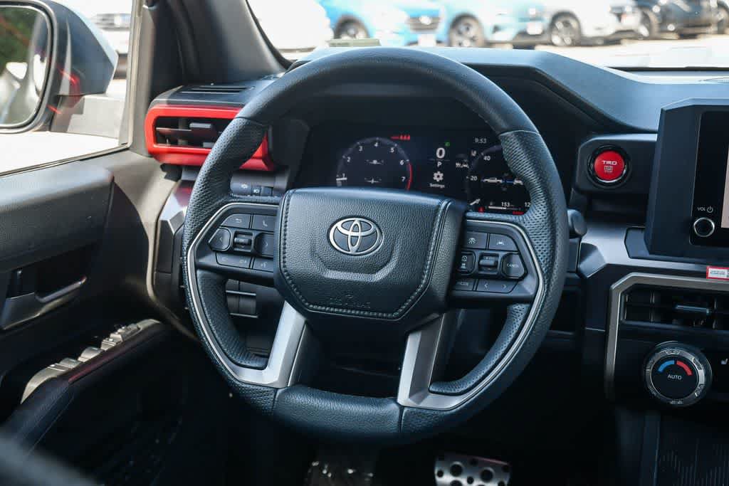 Used 2025 Toyota Tacoma TRD Sport AWD/4WD image 12