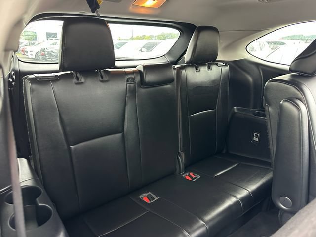 Used 2021 Toyota Highlander XLE FWD image 31