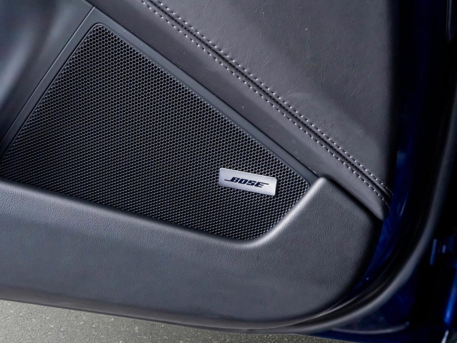 Used 2024 Porsche 911 Carrera 4S w/ Sport Package image 36