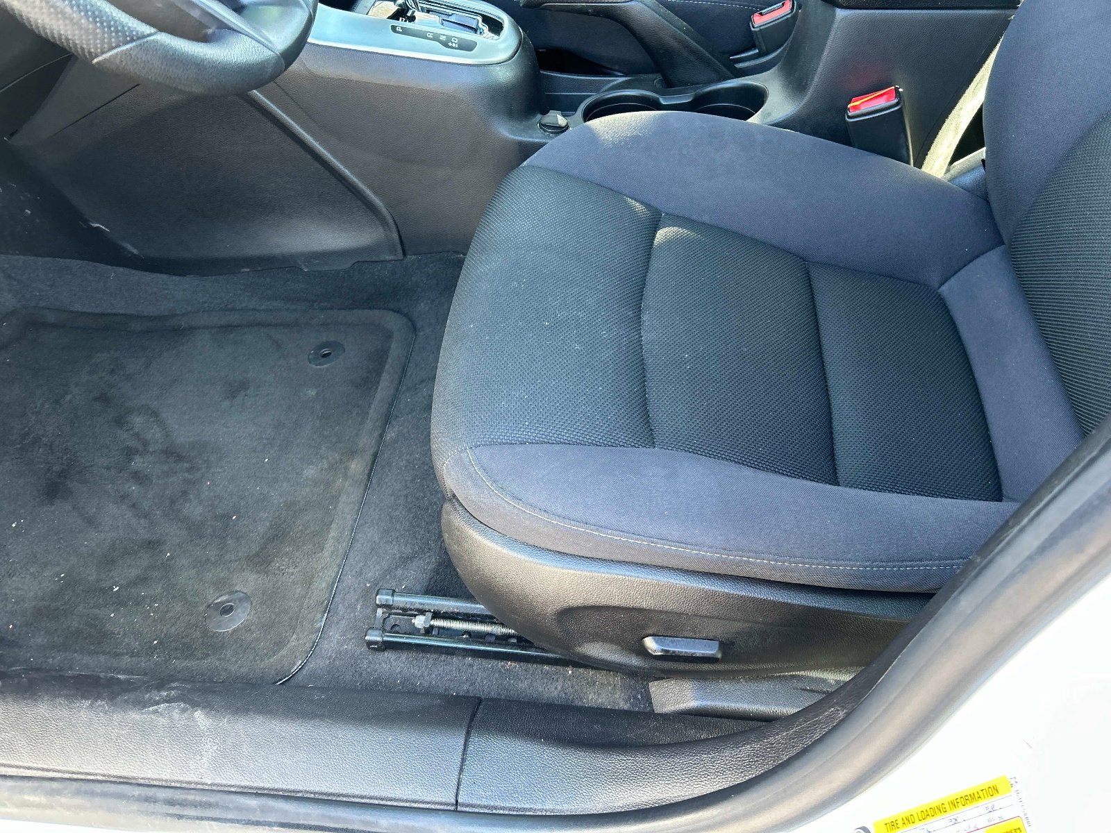 Used 2015 Chevrolet Cruze LT image 20