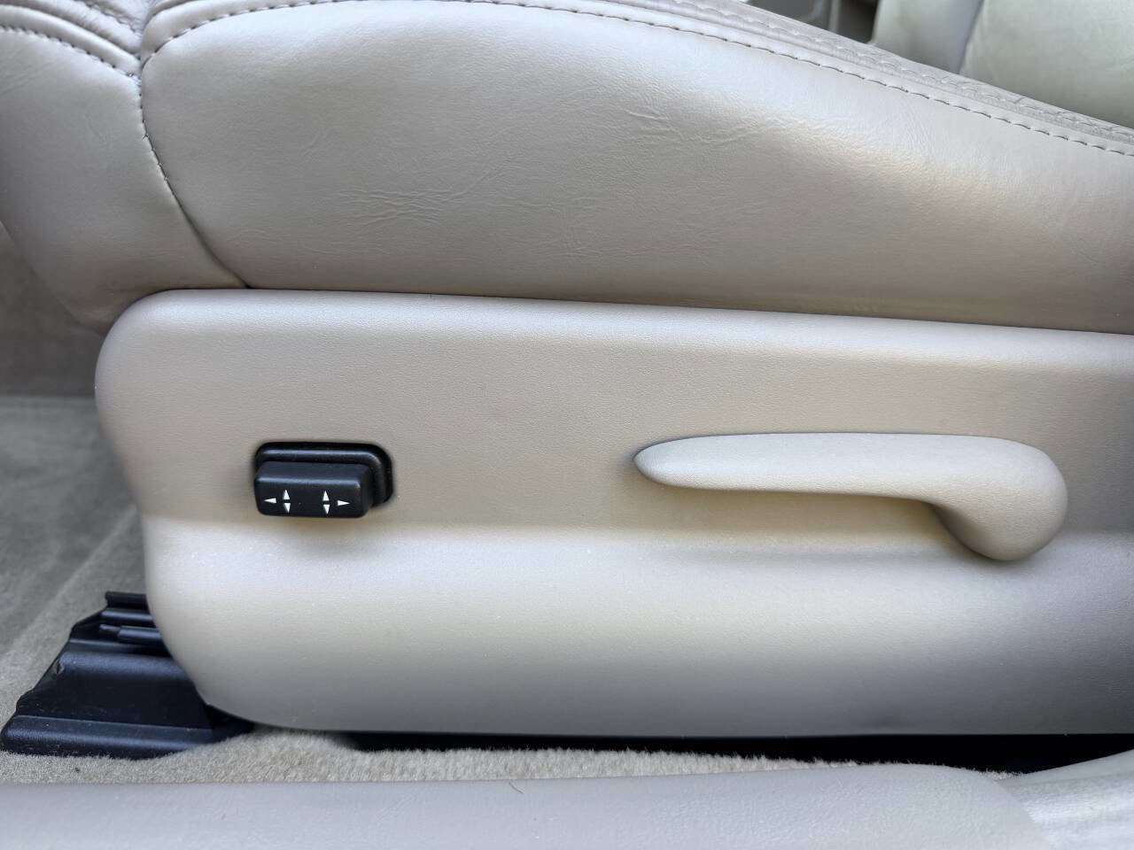 Used 2002 Buick Century Limited FWD image 15