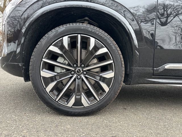 New 2026 Volvo XC90 B6 Ultra w/ Protection Package image 10