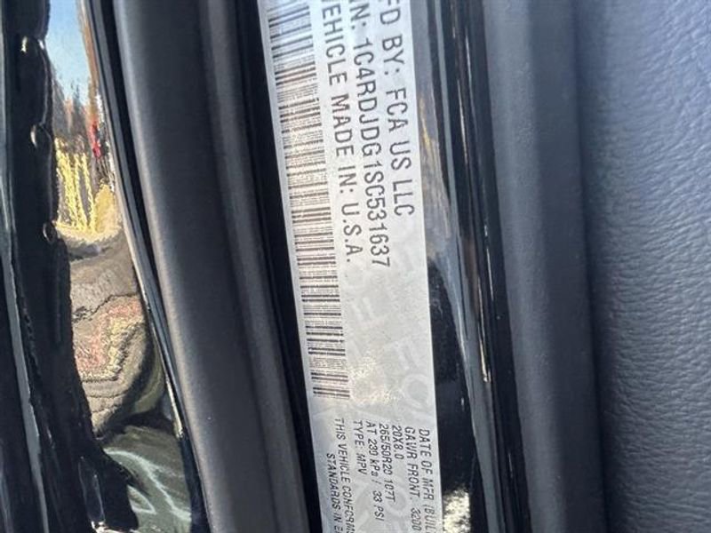 Used 2025 Dodge Durango GT image 27