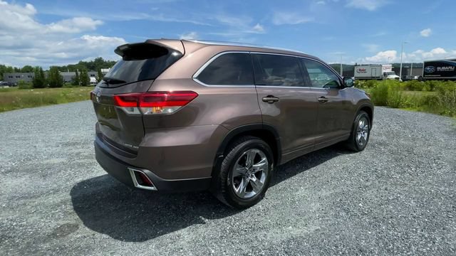 Certified 2018 Toyota Highlander Limited Platinum w/ Carpet Mat Package (TMS) AWD/4WD image 8