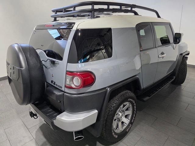 Used 2014 Toyota FJ Cruiser 4WD w/ Convenience Package image 5