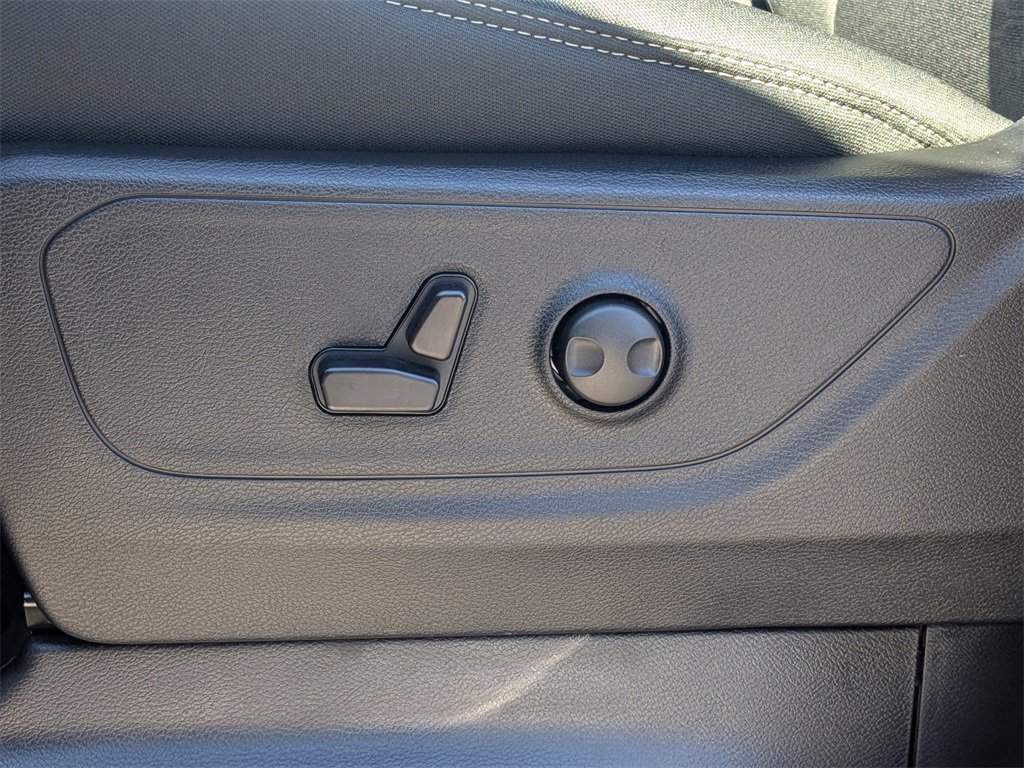 New 2026 RAM 1500 4x4 Crew Cab image 20