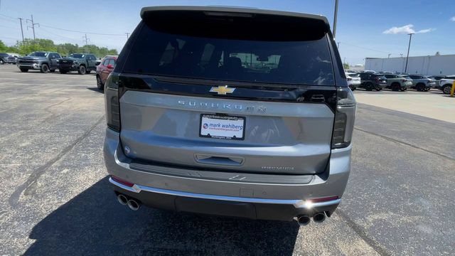 New 2026 Chevrolet Suburban Premier w/ Sun And Tow Package AWD/4WD image 9