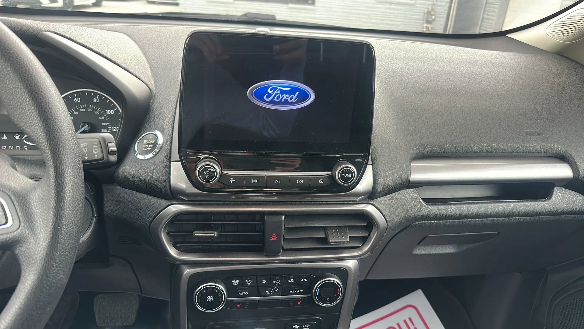 Used 2022 Ford EcoSport SE AWD/4WD image 11
