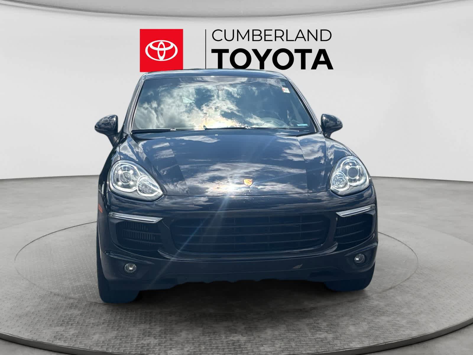 Used 2018 Porsche Cayenne S w/ Premium Package AWD/4WD image 8