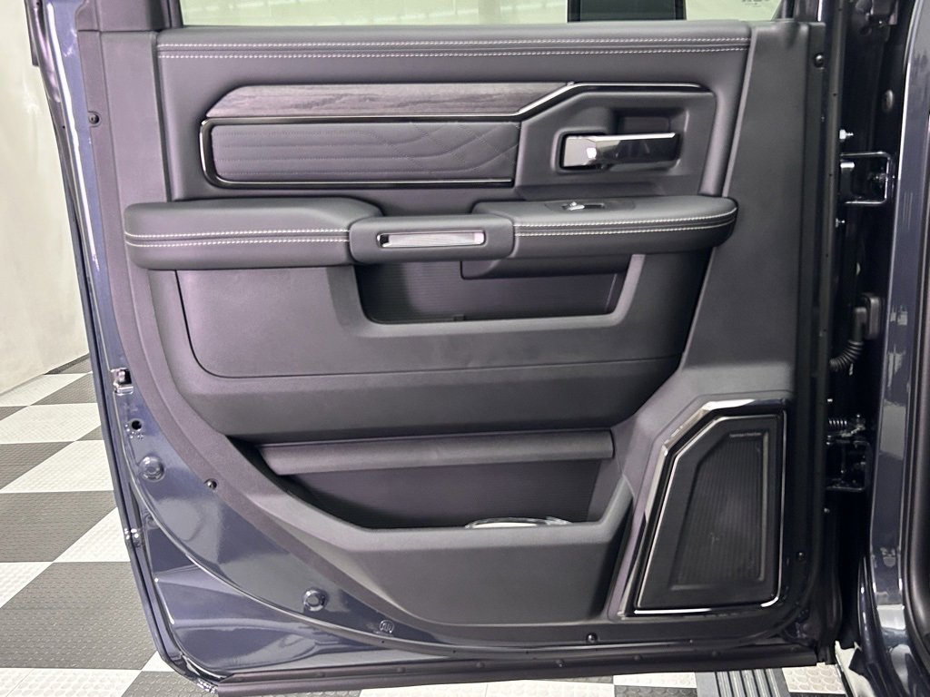 New 2026 RAM 2500 Limited image 17