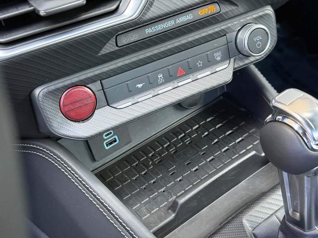 Used 2024 Ford Mustang GT Premium image 31