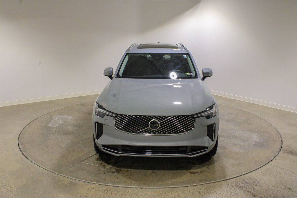 Used 2026 Volvo XC90 B6 Plus w/ Protection Package Premier image 8
