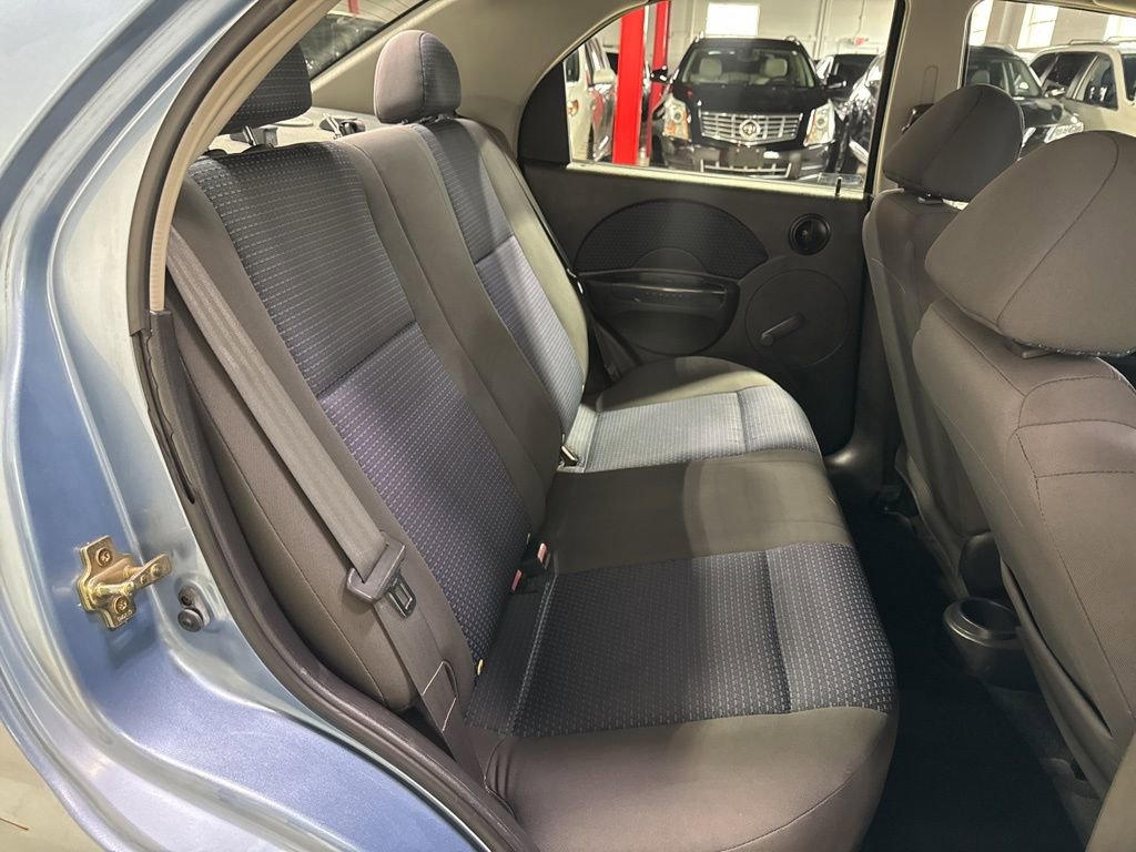 Used 2006 Chevrolet Aveo LS image 25