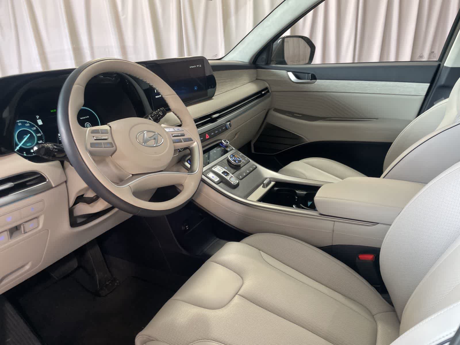 Used 2025 Hyundai Palisade Calligraphy AWD/4WD image 23