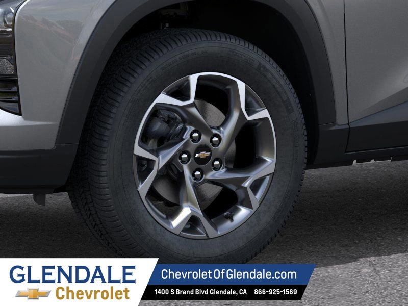 New 2026 Chevrolet Trax LT w/ Driver Confidence Package FWD image 5