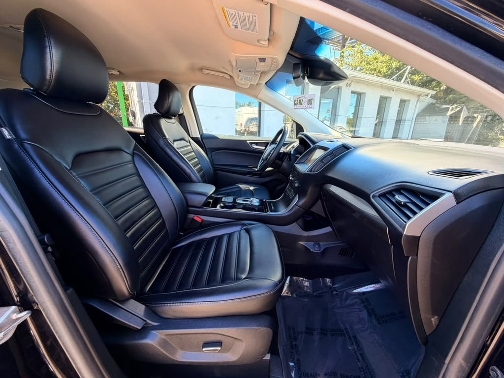 Used 2019 Ford Edge SEL w/ Equipment Group 201A AWD/4WD image 25