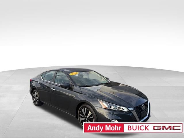 Used 2022 Nissan Altima 2.5 SV
