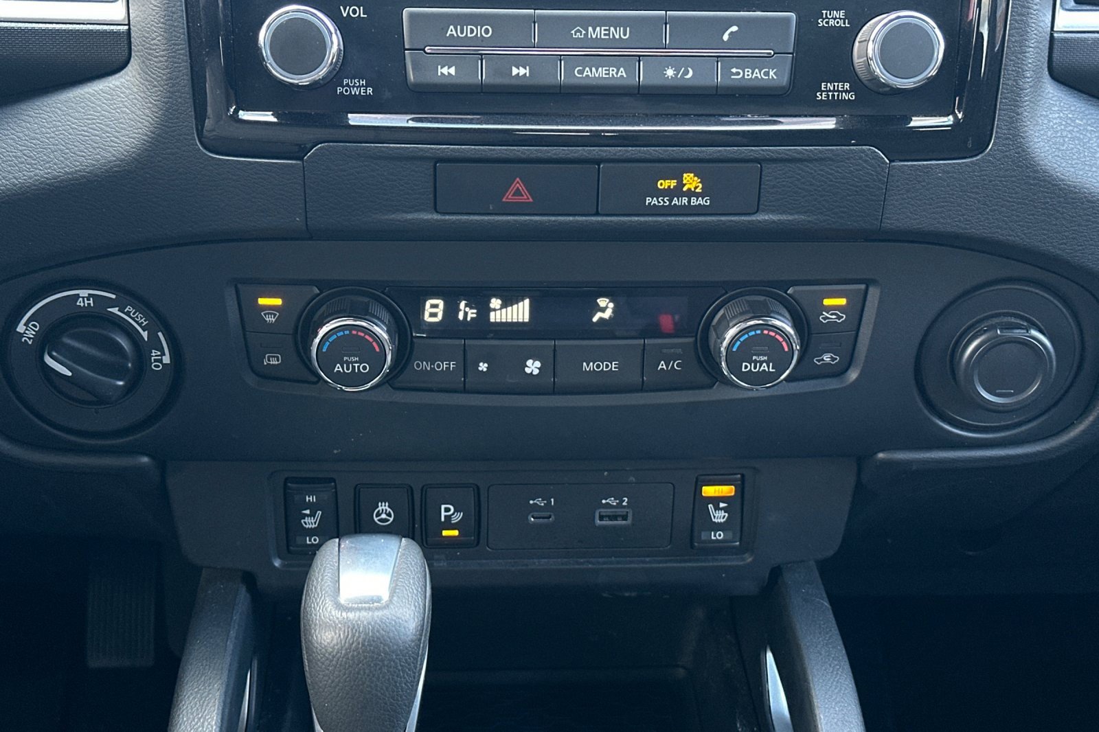 Used 2022 Nissan Frontier SV image 25