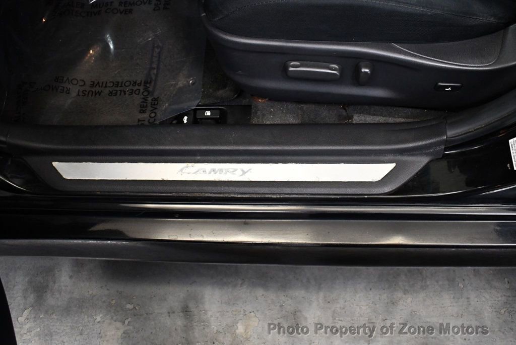 Used 2010 Toyota Camry FWD image 8