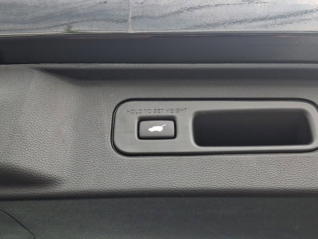 Used 2023 Honda Pilot Elite image 29