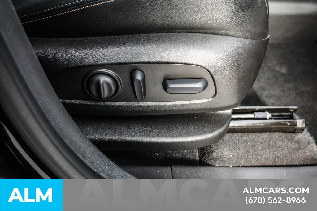 Used 2023 Chevrolet Equinox Premier FWD image 44