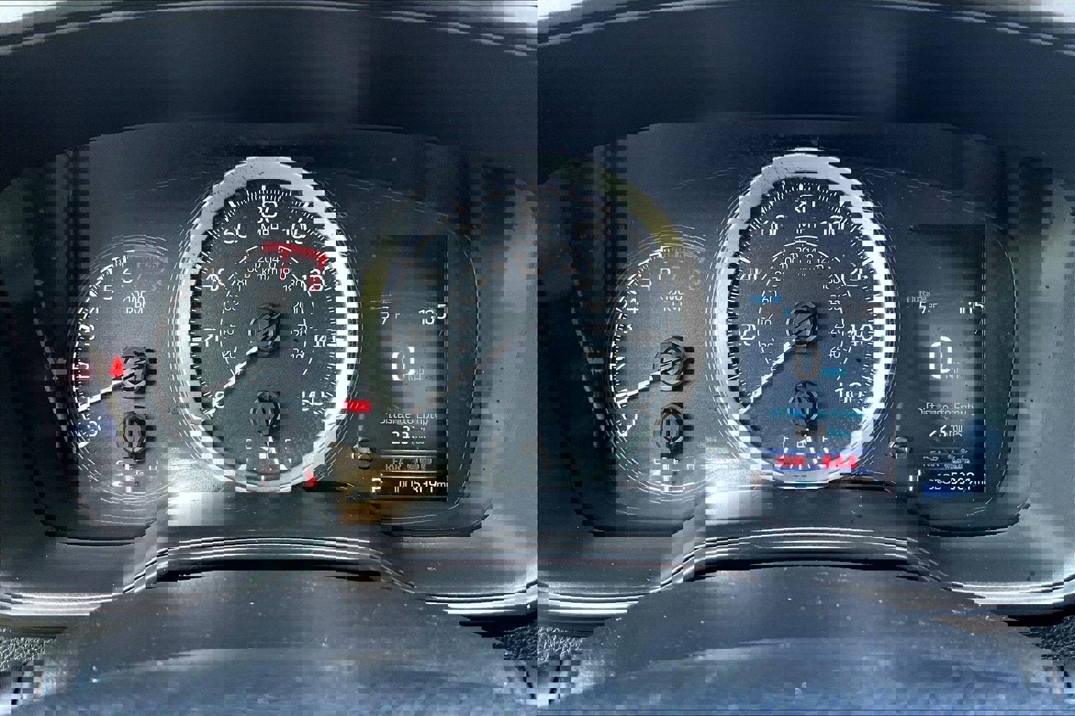 Used 2022 Toyota Corolla LE image 19