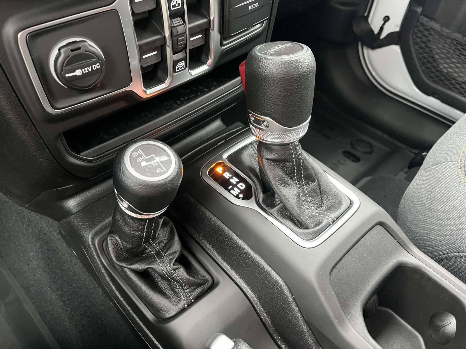 New 2026 Jeep Gladiator Sport AWD/4WD image 11