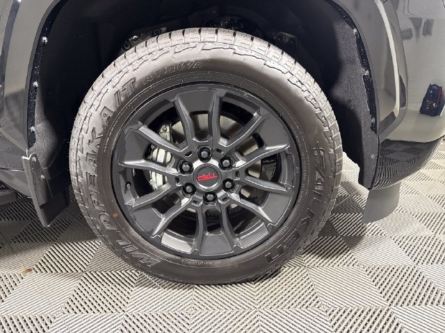 New 2026 Toyota Sequoia Platinum w/ TRD Off-Road Package AWD/4WD image 11