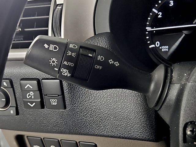 Used 2023 Lexus GX 460 Premium w/ Premium Package AWD/4WD image 28