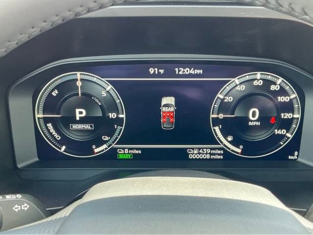 New 2025 Mitsubishi Outlander SE image 2