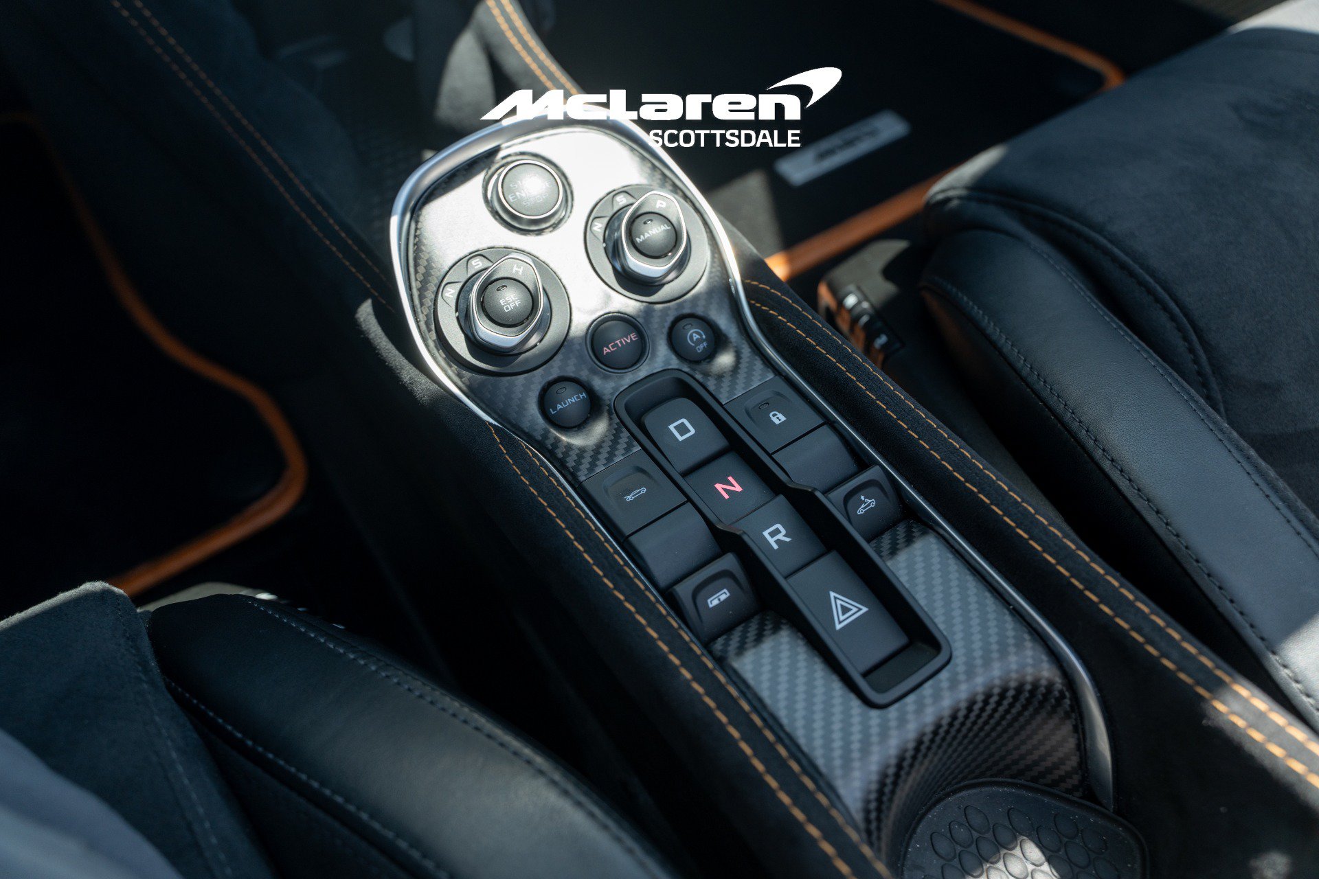 Used 2020 McLaren 600LT Spider RWD image 16