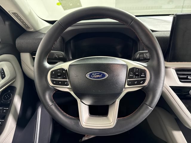 Used 2025 Ford Explorer Active w/ Active Comfort Package AWD/4WD image 26