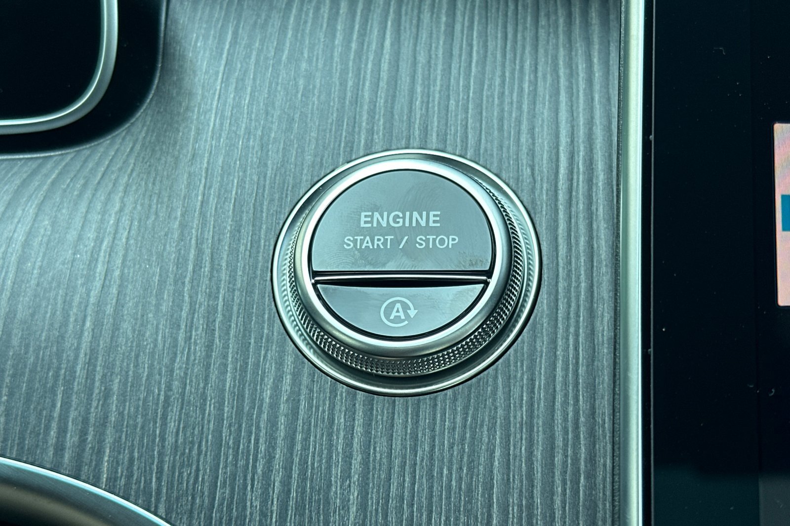 New 2025 Mercedes-Benz C 300 Sedan image 21