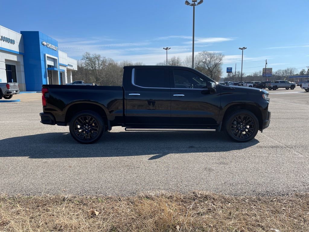 Used 2022 Chevrolet Silverado 1500 High Country w/ Technology Package image 6
