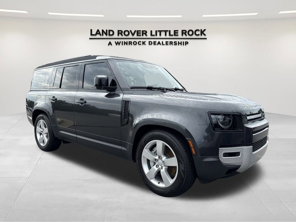 Used 2024 Land Rover Defender 130 S image 3