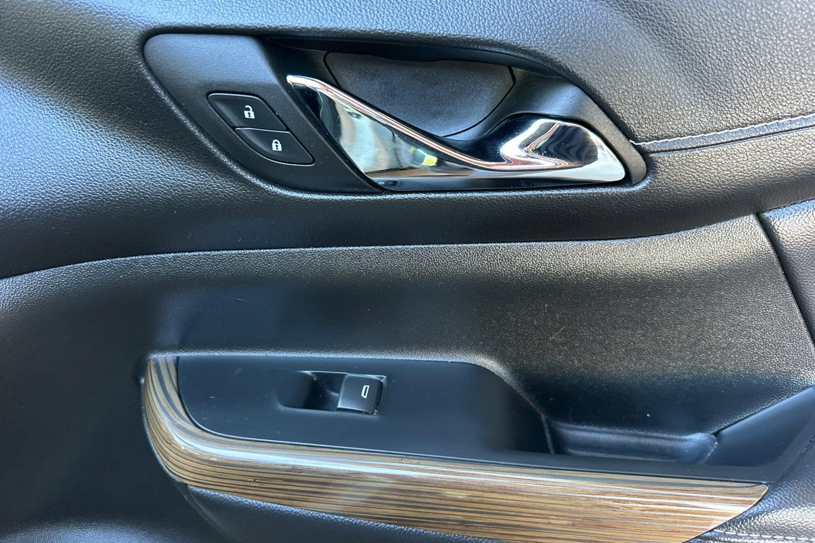 Certified 2023 GMC Acadia SLE w/ Elevation Edition image 23