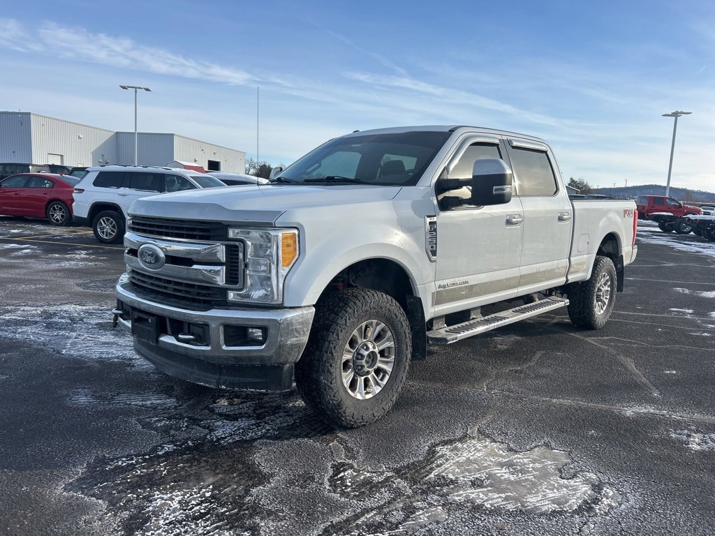 Used 2017 Ford F250 XLT w/ XLT Premium Package image 5
