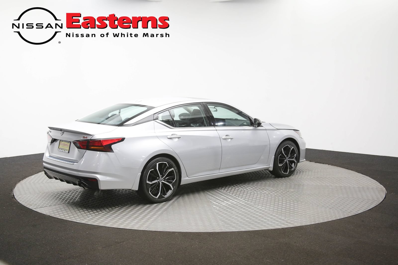 Used 2023 Nissan Altima 2.5 SR w/ SR Premium Package FWD image 40