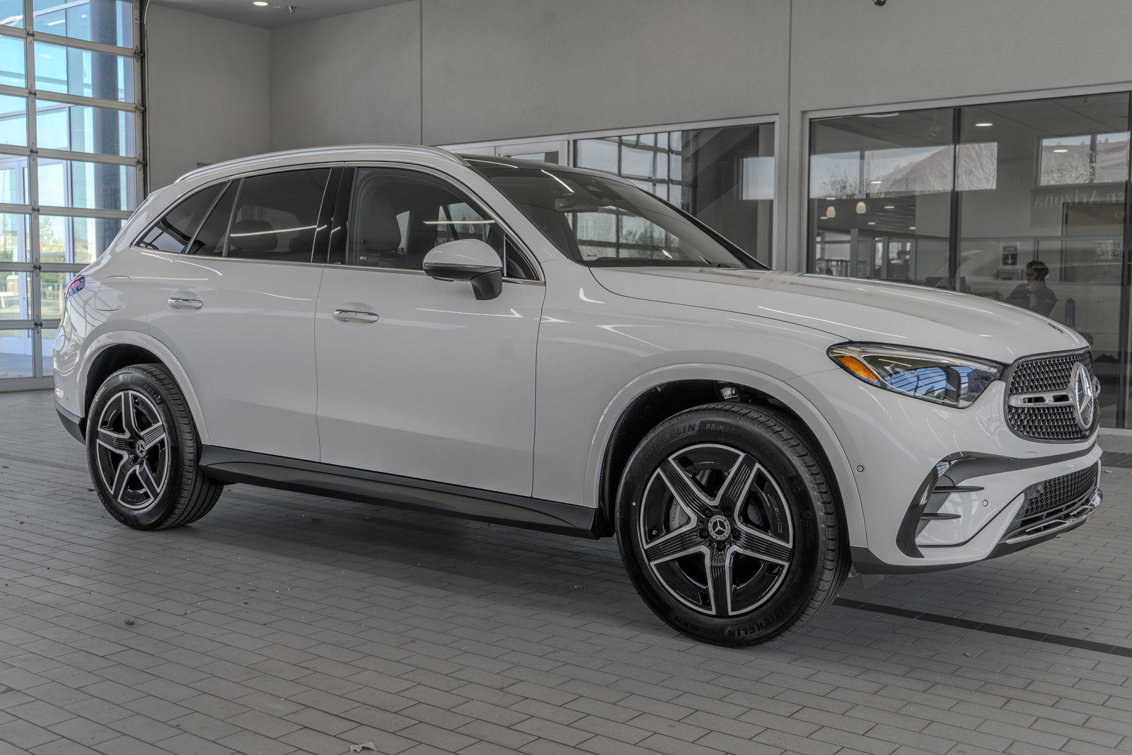 New 2025 Mercedes-Benz GLC 300 4MATIC image 12