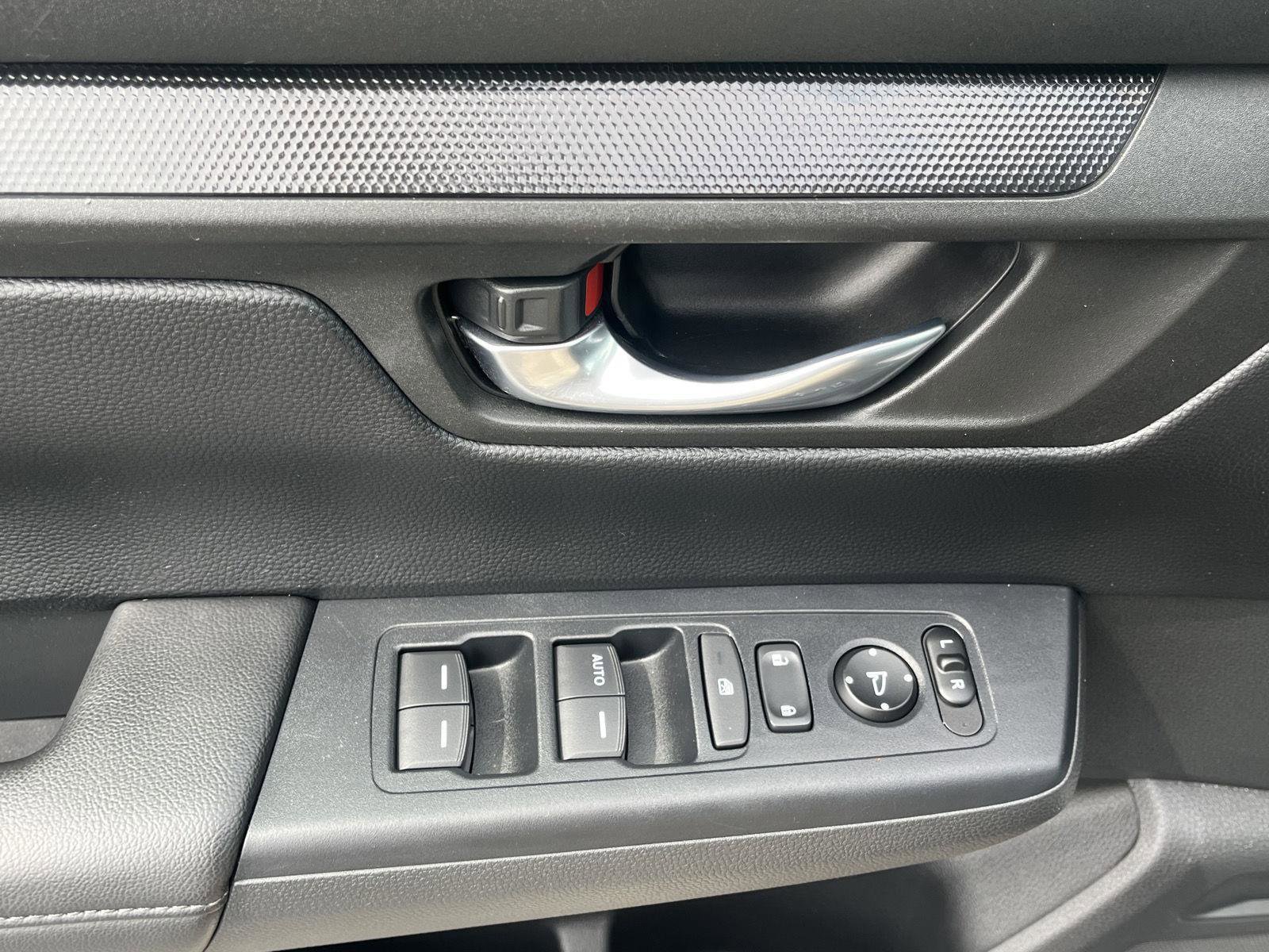 Certified 2023 Honda CR-V LX image 15